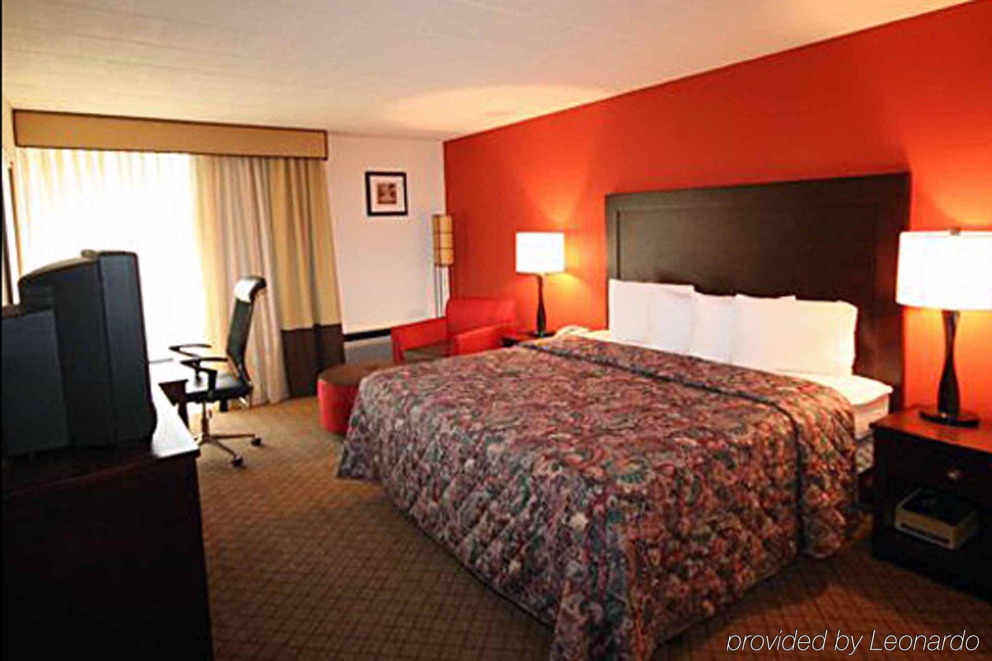 Hotel Plaza Pittsburgh