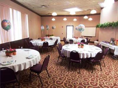 Hotel Mcknight