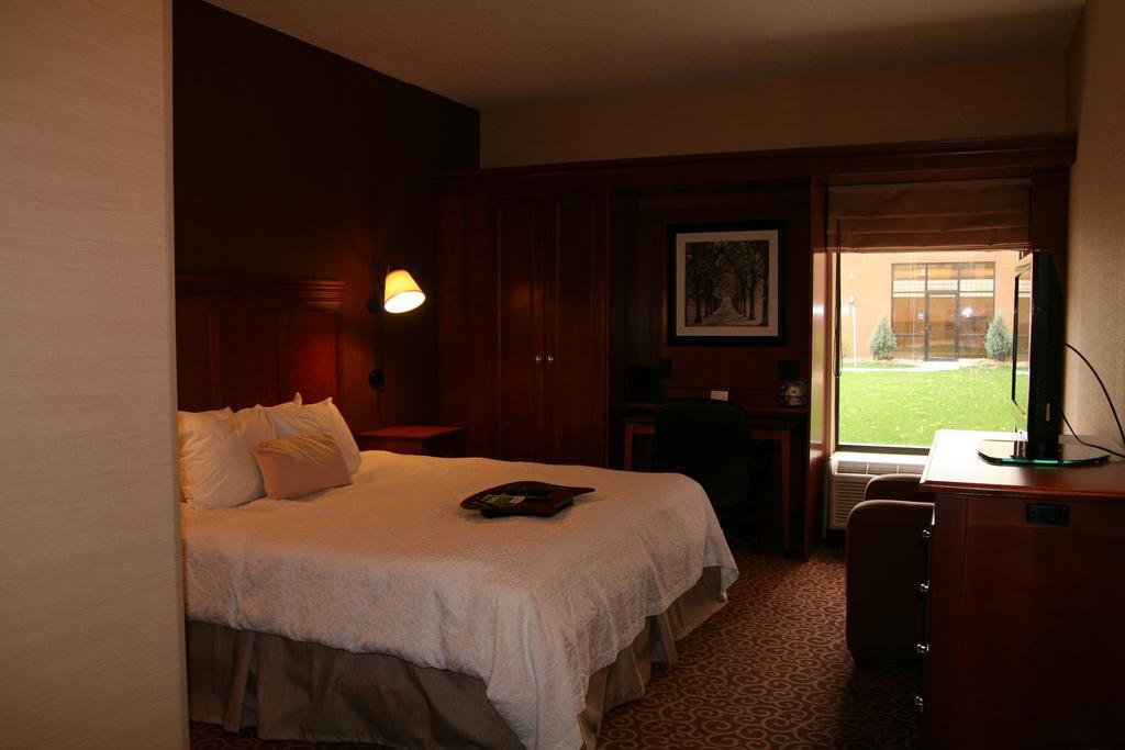 Hotel Mcknight 3*