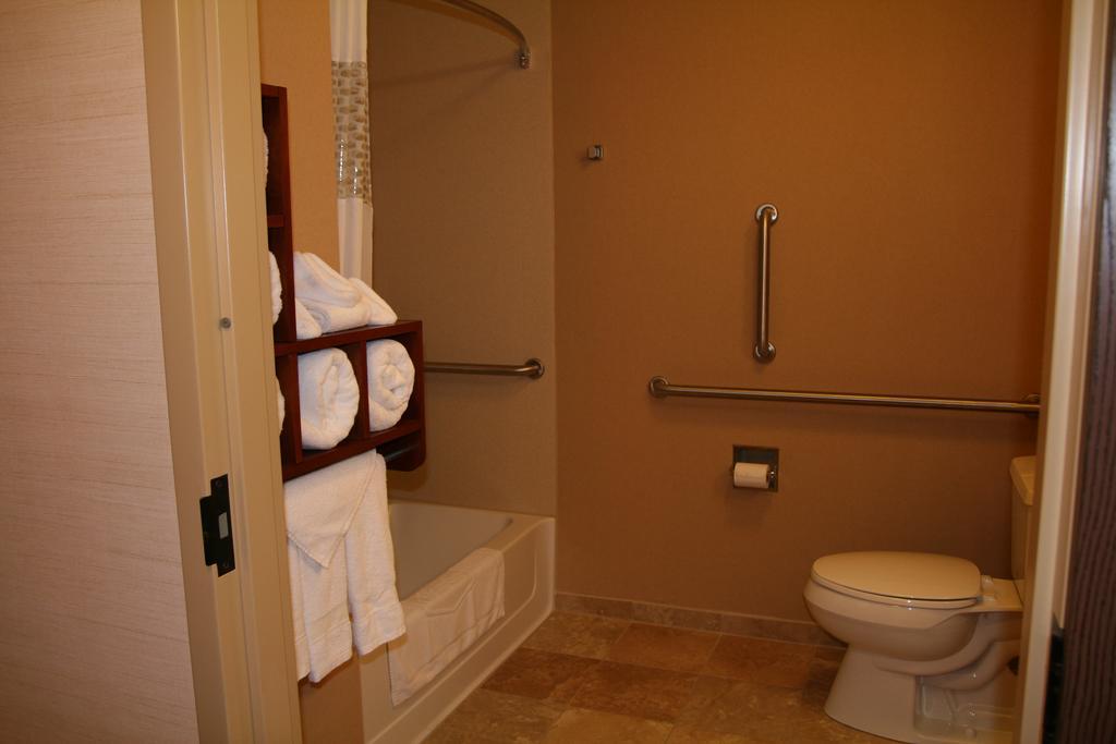 Mcknight Hotel Pittsburgh