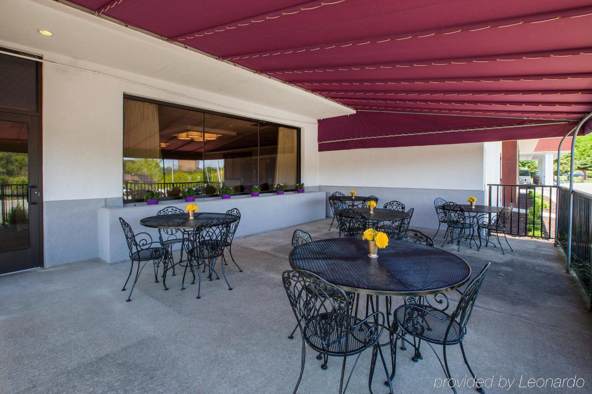 Hotel Plaza 3*