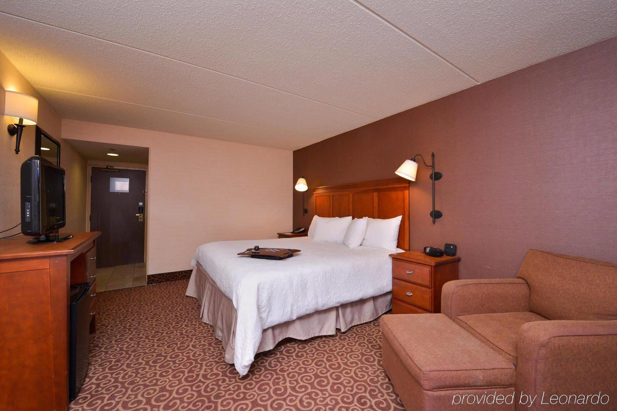 Mcknight Hotel