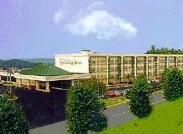 Plaza Hotel 3*