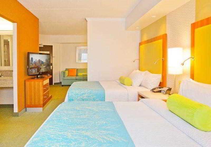 Hotel Springhill By Marriott North Shore
