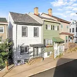 Hip And Bright Lawerenceville 2 Bed Easy Parking