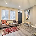 Pittsburgh Home Walkable Location!