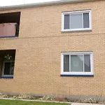 North Side Bungalow - Sleeps 8!