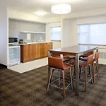 Doubletree By Hilton Hotel & Suites Pittsburgh Downtown