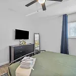 New Gorgeous 4Bd Near Universities Hot Tub Games