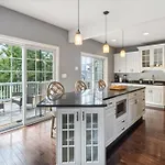Modern 3-Bed Home With Game Room And Deck