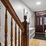 Oakland, Pittsburgh !B Stylish And Quiet Private Bedroom With Shared Bathroom