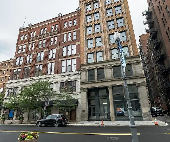 Frontdesk 209 9Th St Apts Cultural Dist Pittsburgh