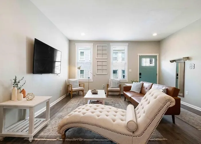 Farmhouse Design + Fire Pit In Heart Of Pittsburgh