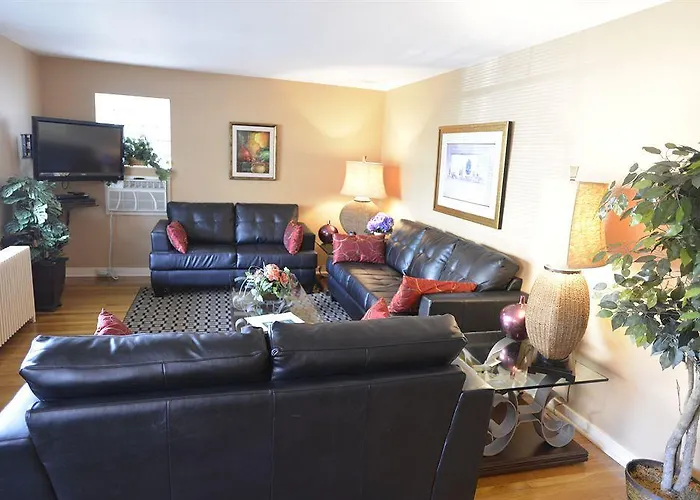Friendship Suites Pittsburgh