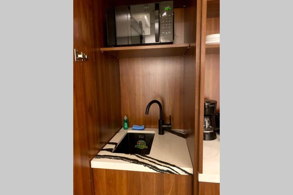 3e-cozy! Micro Minutes From Shadyside, Sleeps 1 Pittsburgh