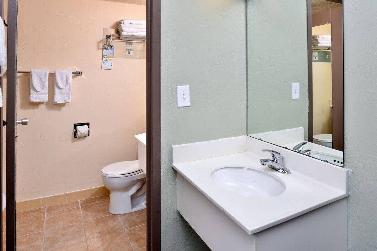 Quality Center 3* Pittsburgh