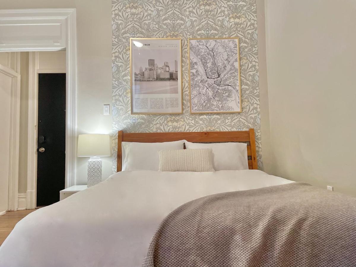 The Warhola Bloomfield By Luxe Pgh Apartment *