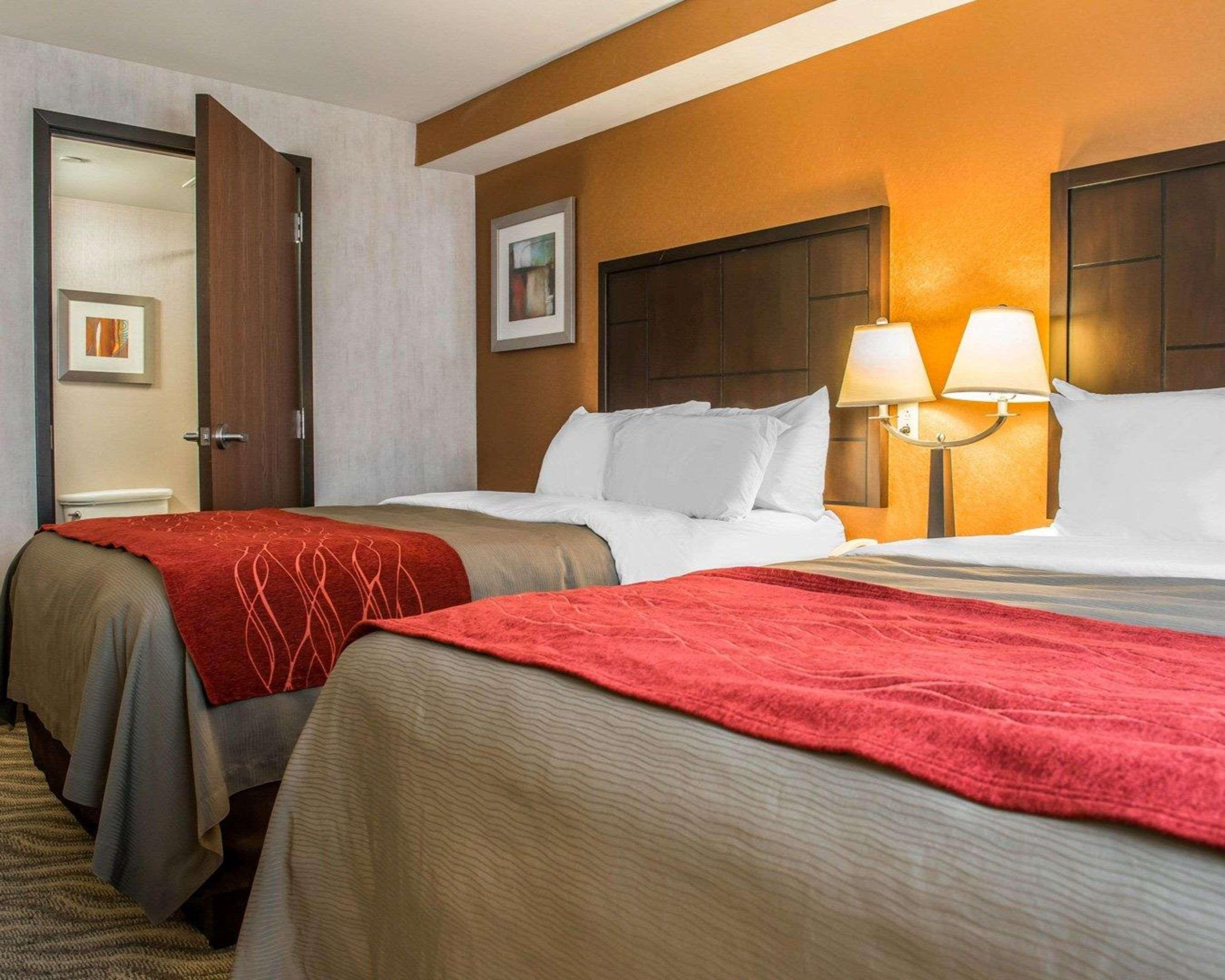 Red Roof - Mcknight Rd Hotel 2*