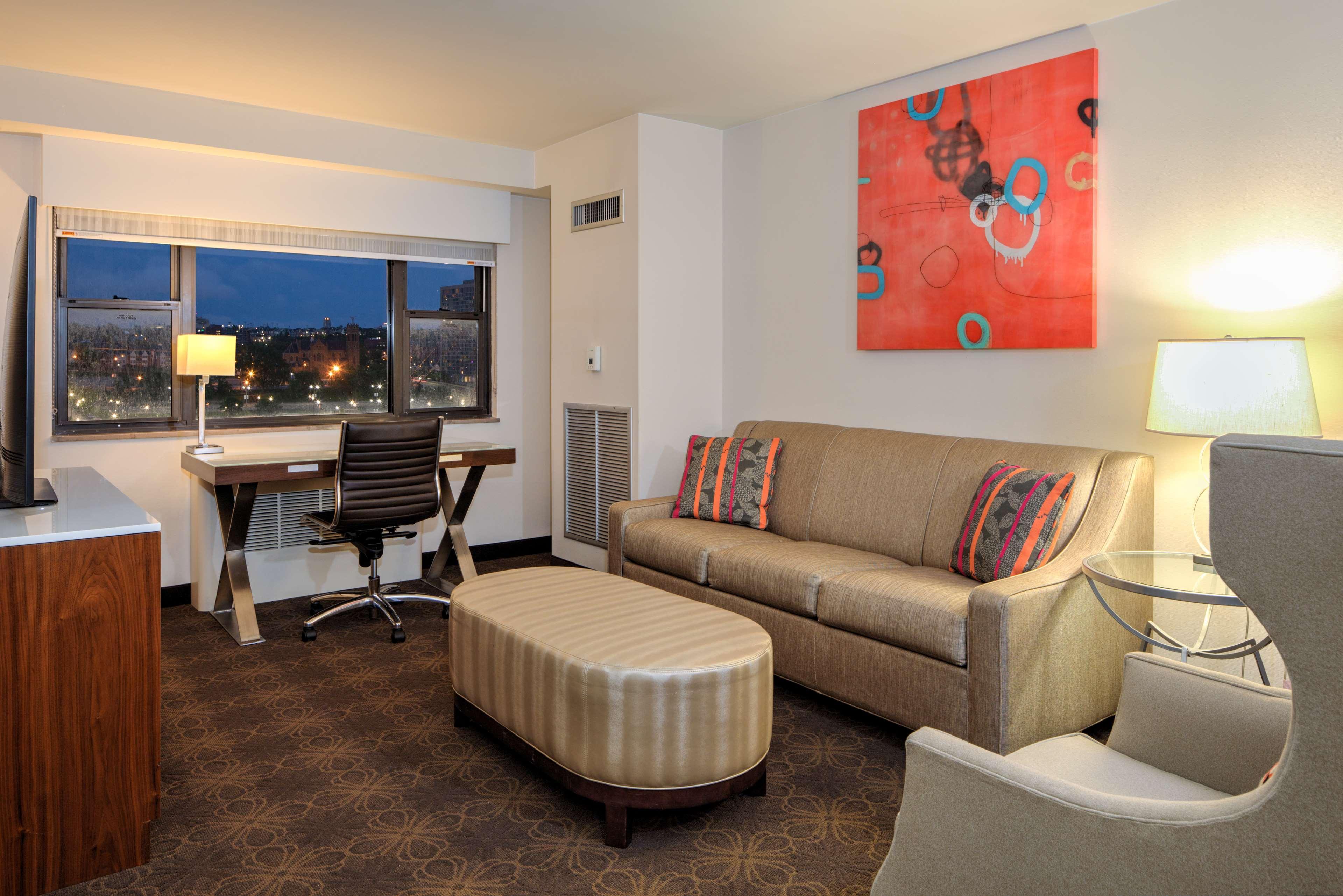 Doubletree By Hilton & Downtown Hotel