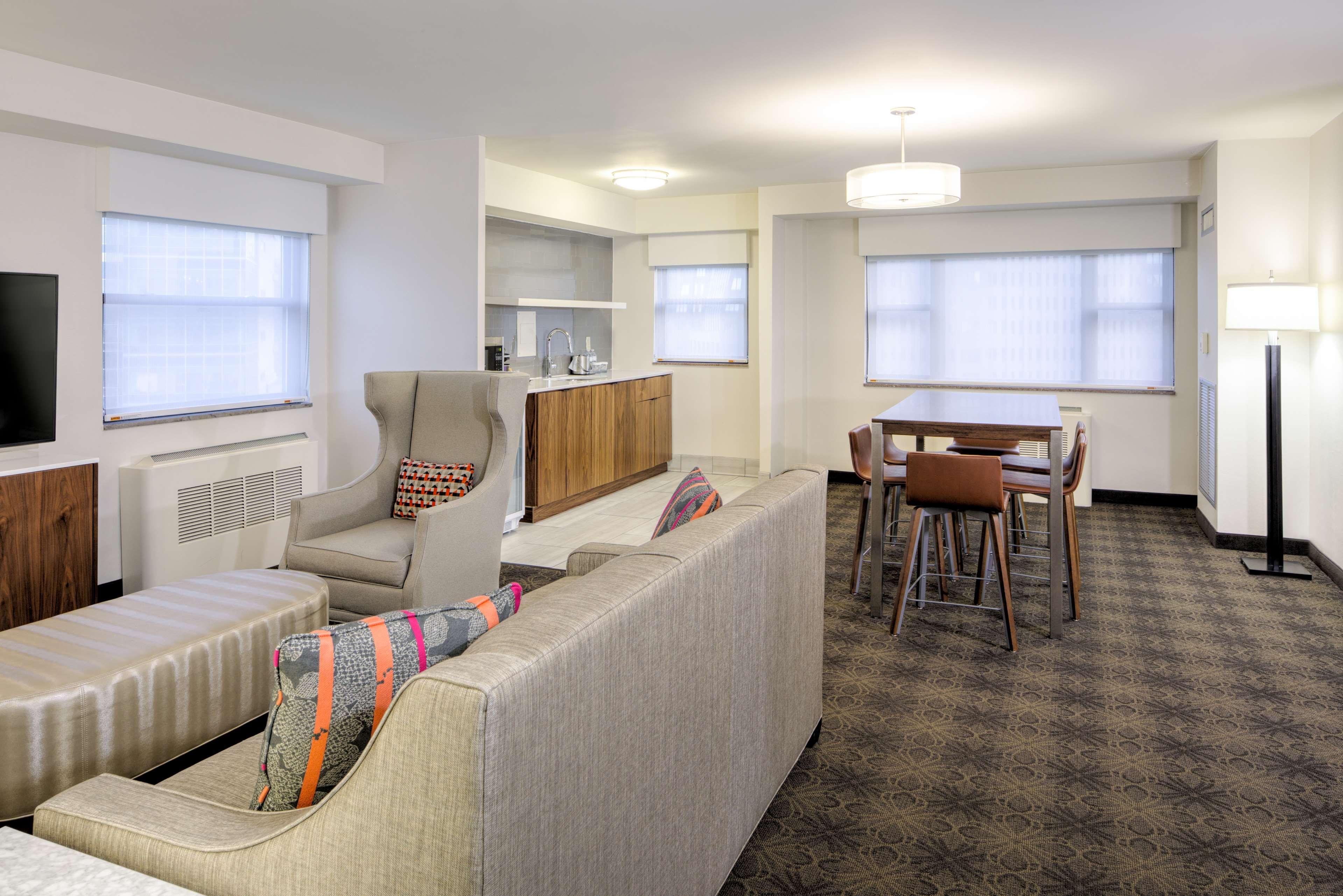 Doubletree By Hilton & Downtown 3* Pittsburgh