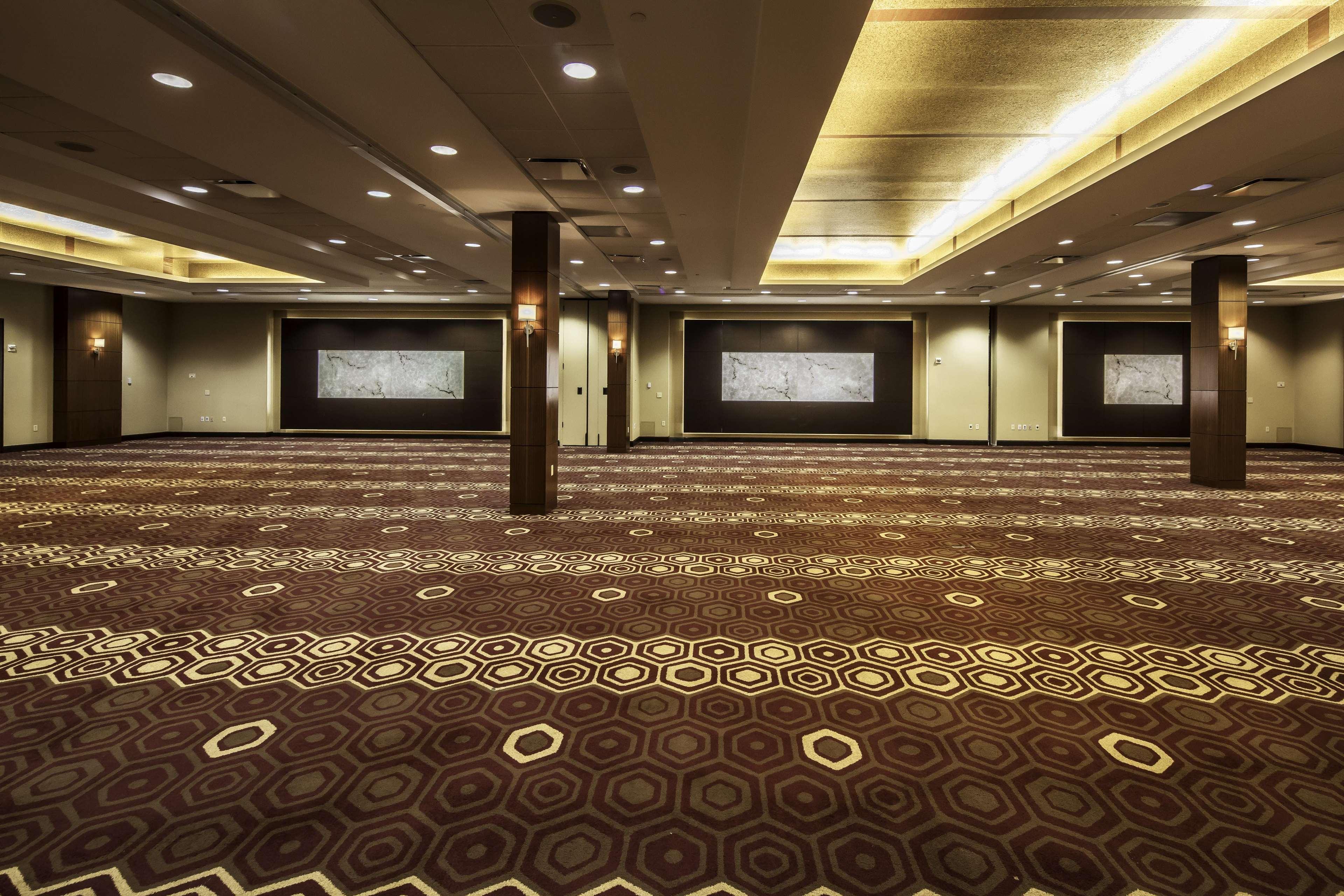 Doubletree By Hilton & Downtown Pittsburgh