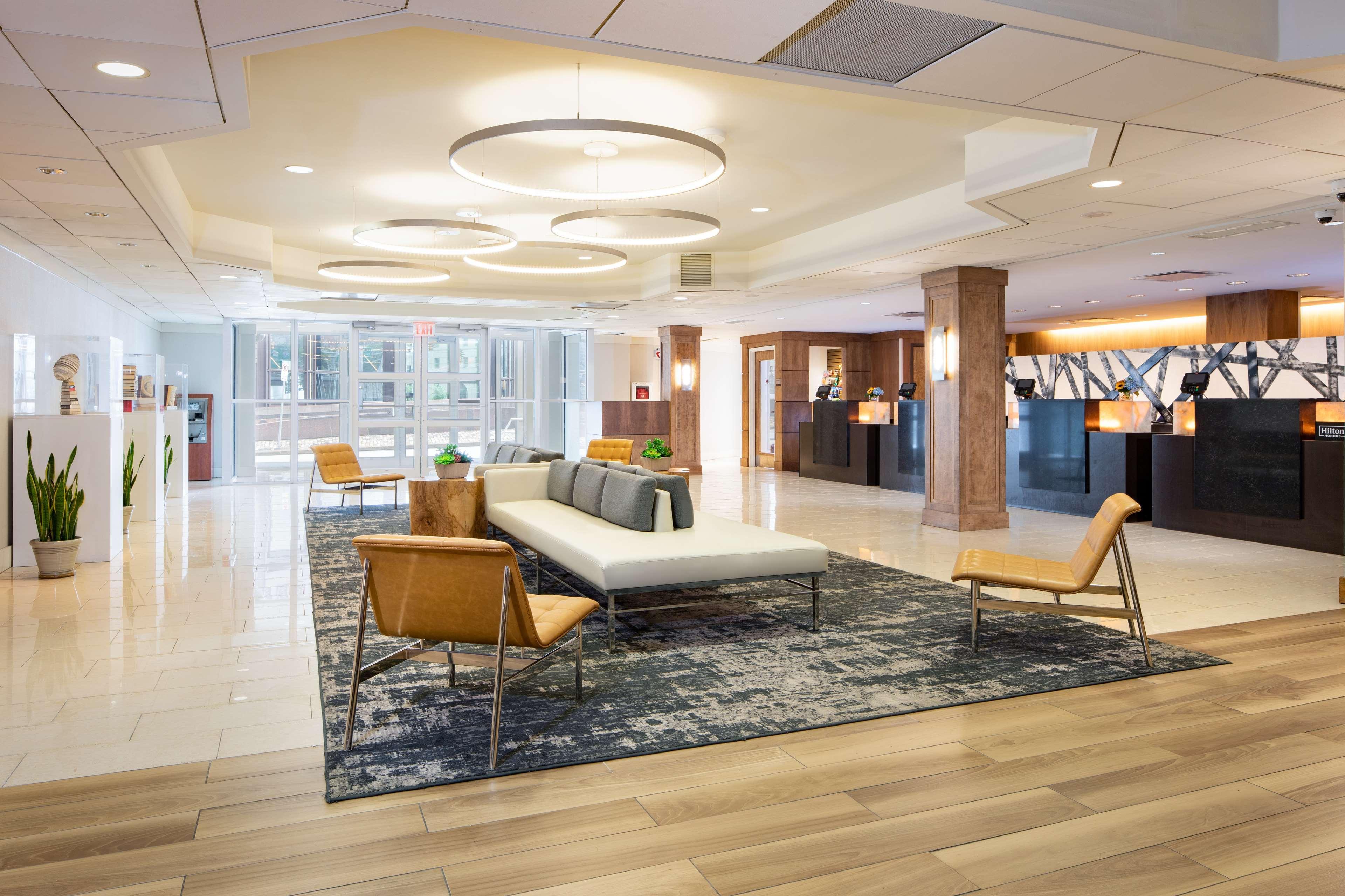 Doubletree By Hilton & Downtown Hotel