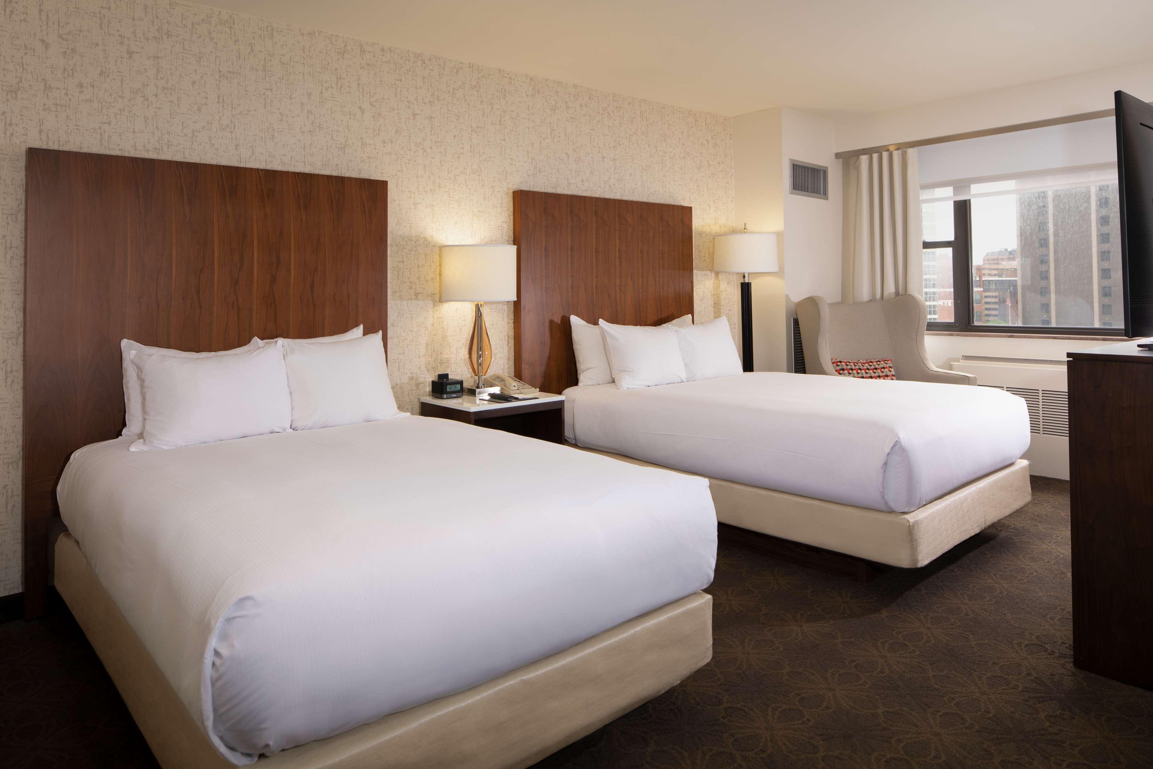 Doubletree By Hilton & Downtown 3*