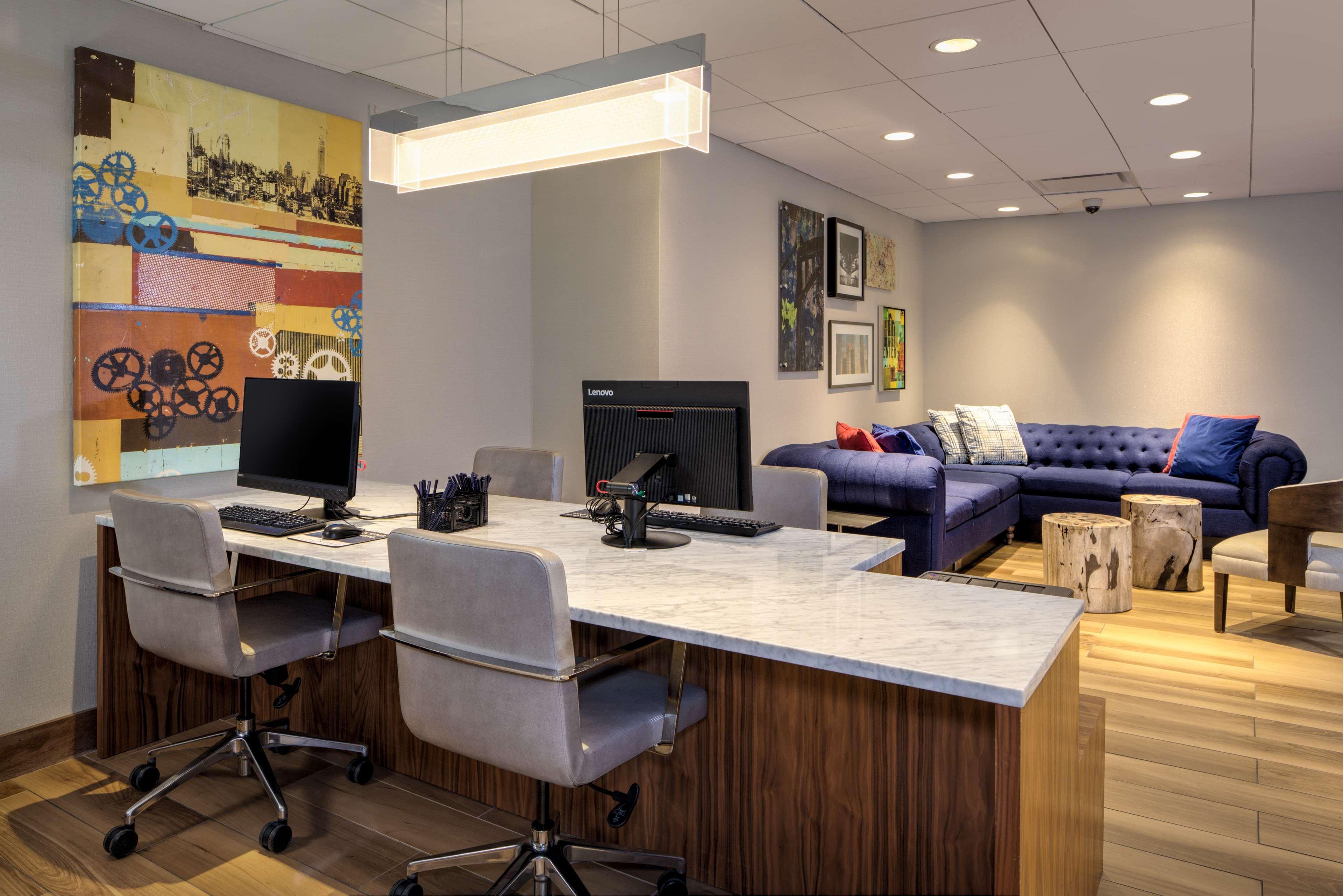 Doubletree By Hilton & Downtown 3* Pittsburgh