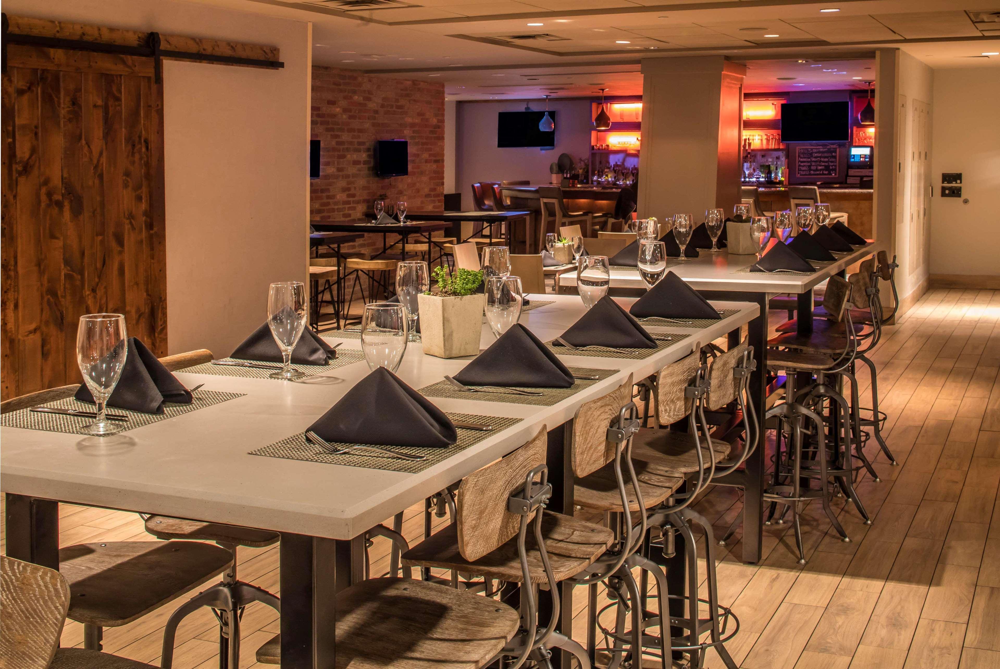 Doubletree By Hilton & Downtown 3* Pittsburgh