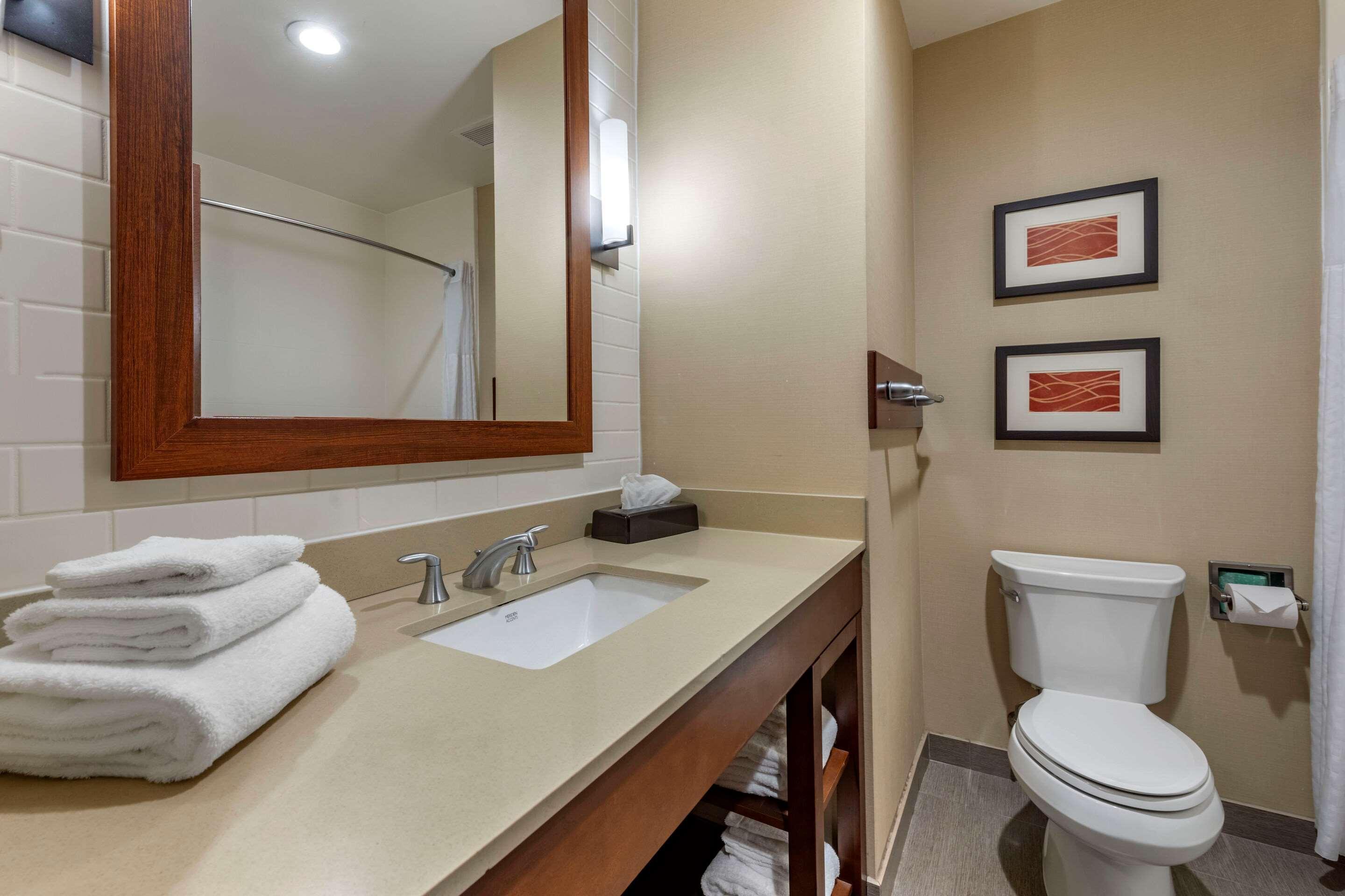 Comfort & South 3* Pittsburgh