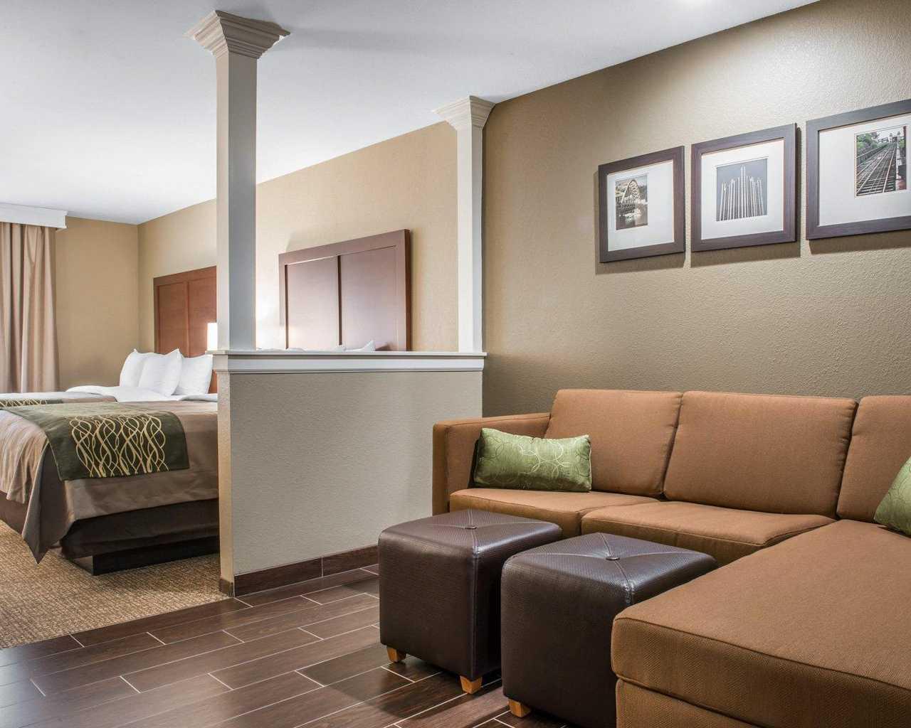 Hotel Comfort & South