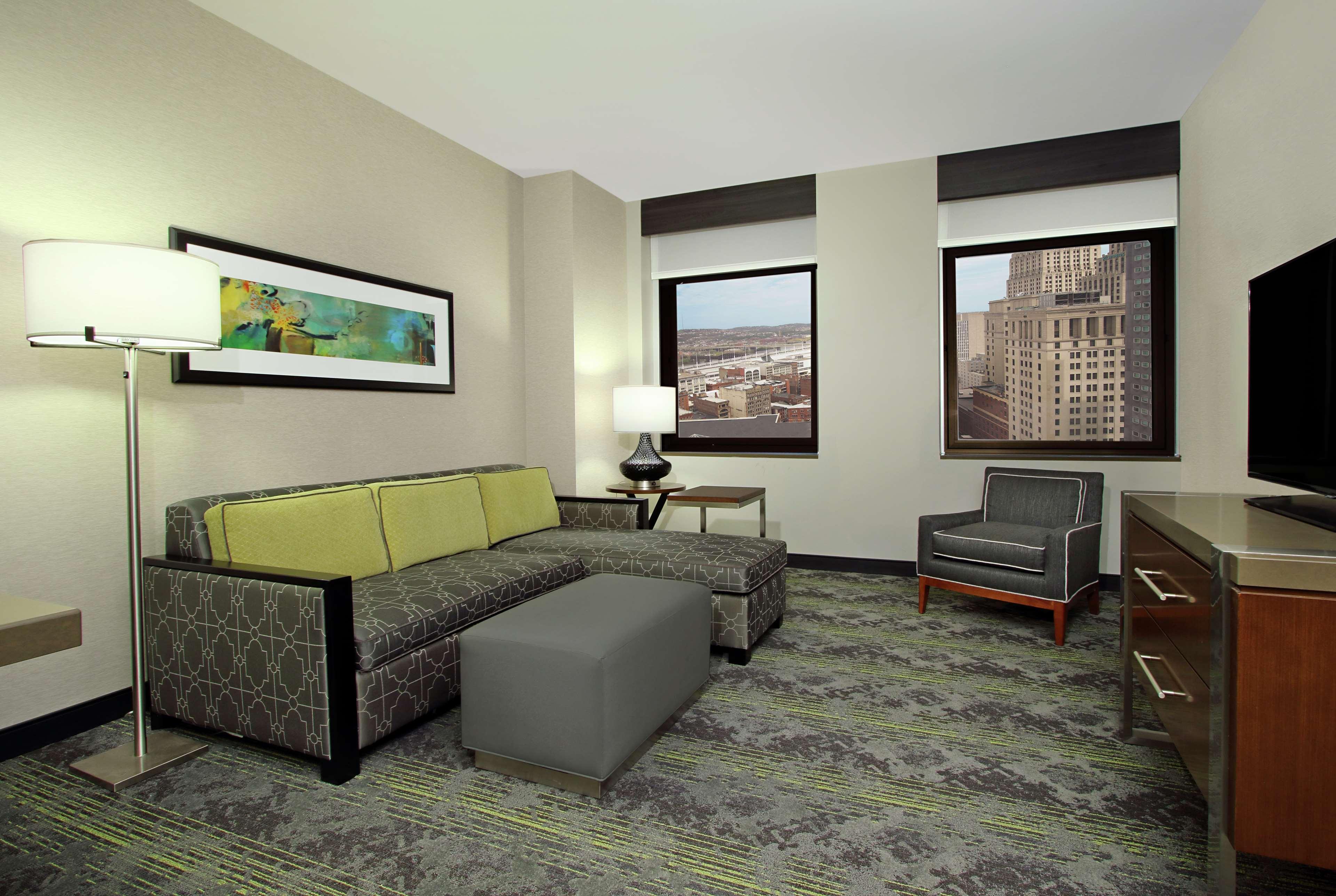 Hotel Embassy Pittsburgh-downtown