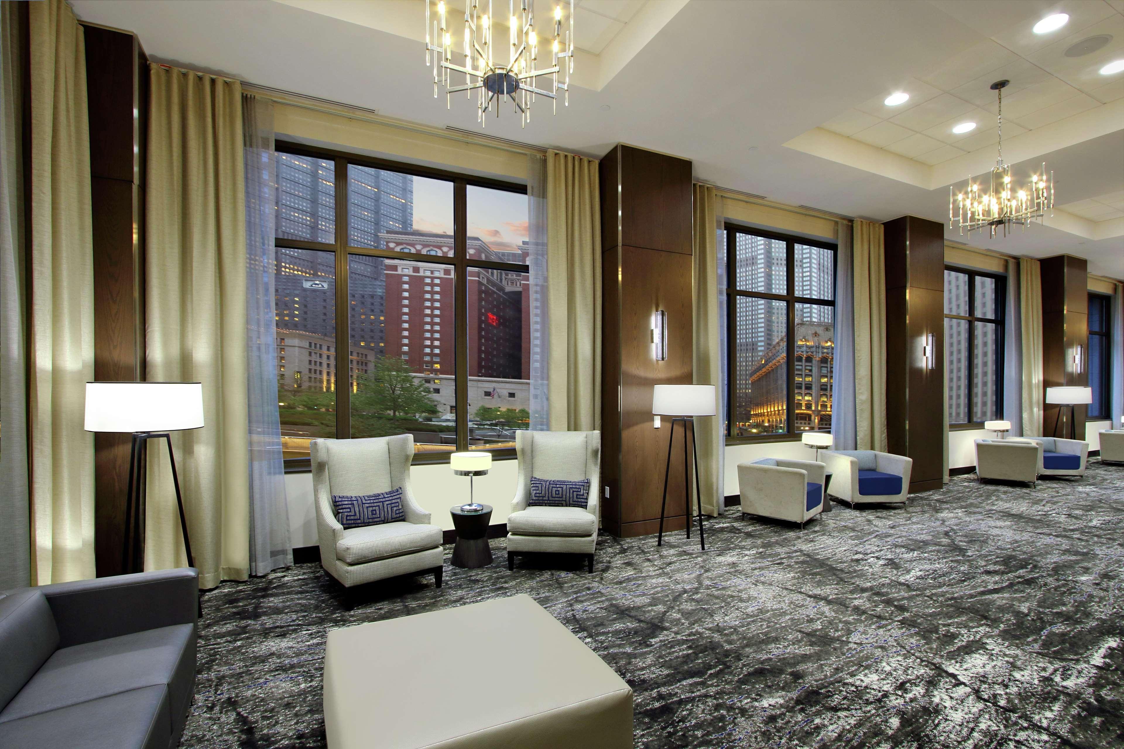 Embassy Pittsburgh-downtown Hotel 4*