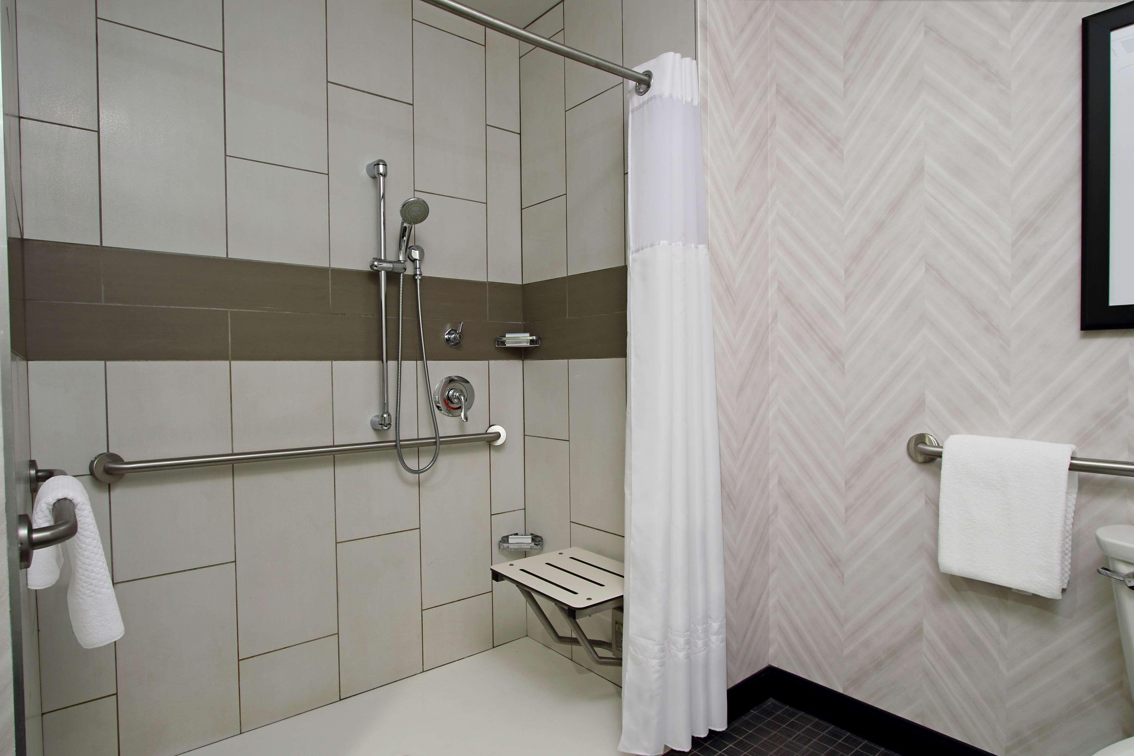 Embassy Pittsburgh-downtown Hotel 4*