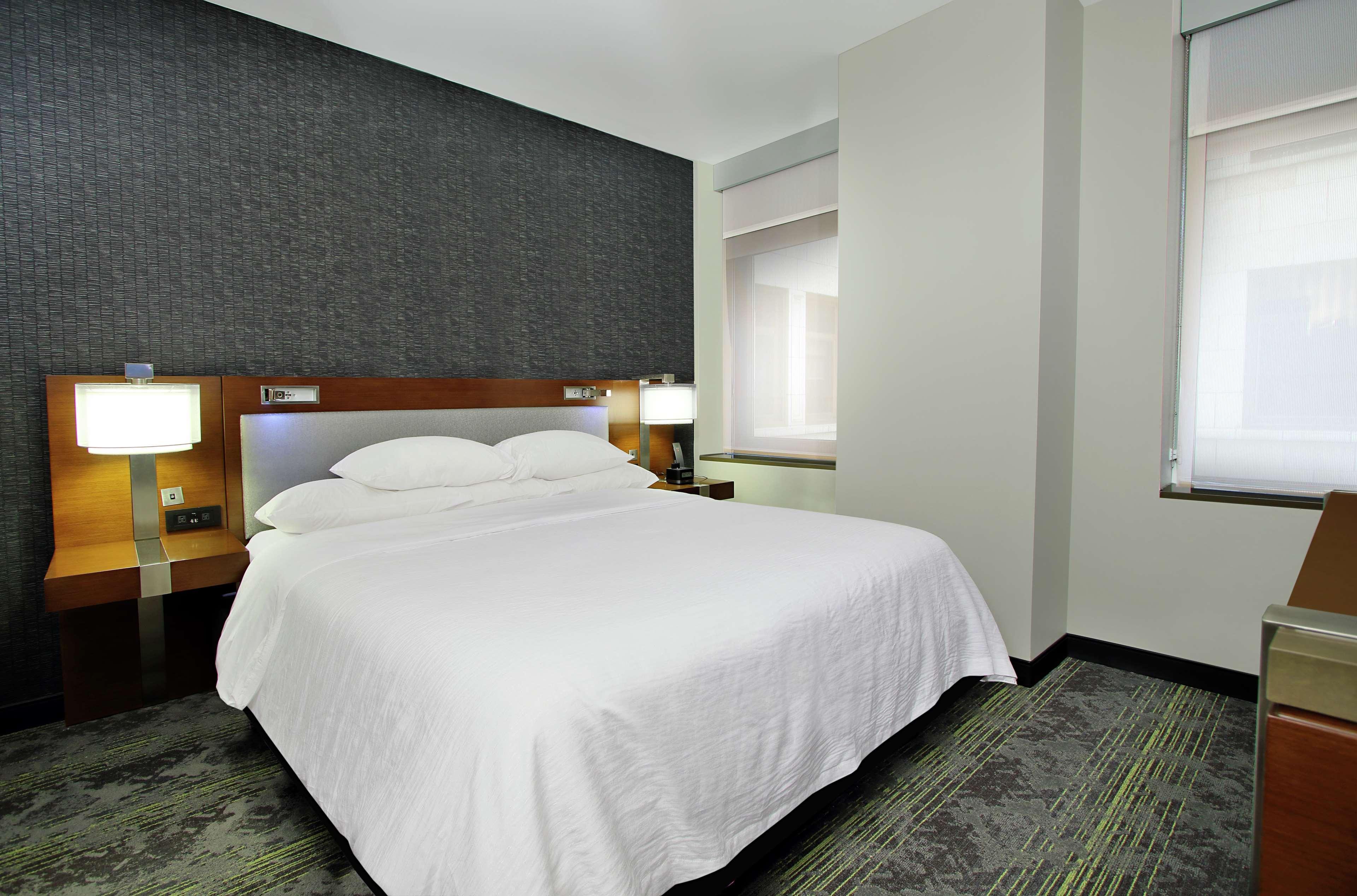 Embassy Pittsburgh-downtown Hotel