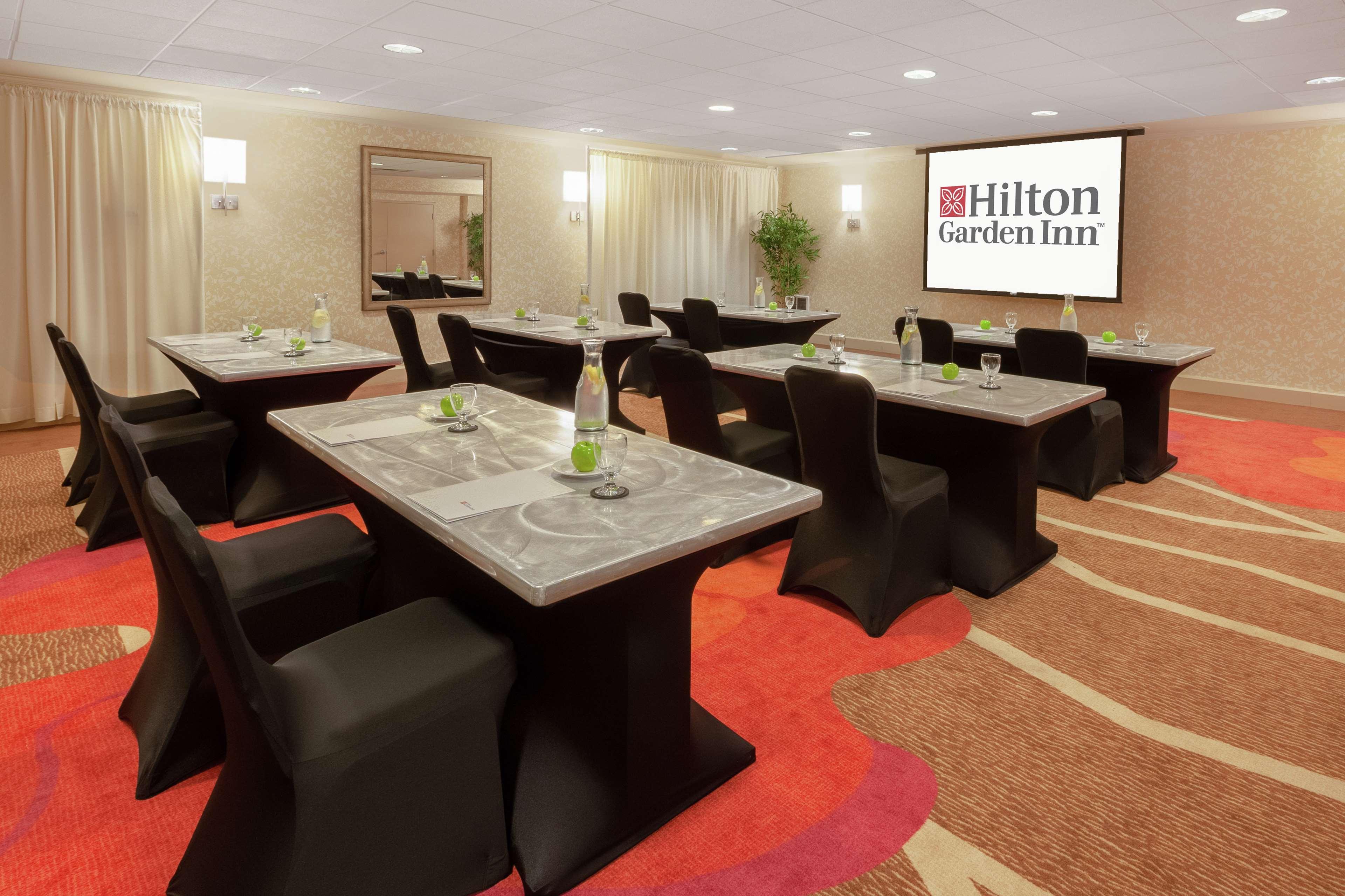 Hotel Hilton Garden Place 3*