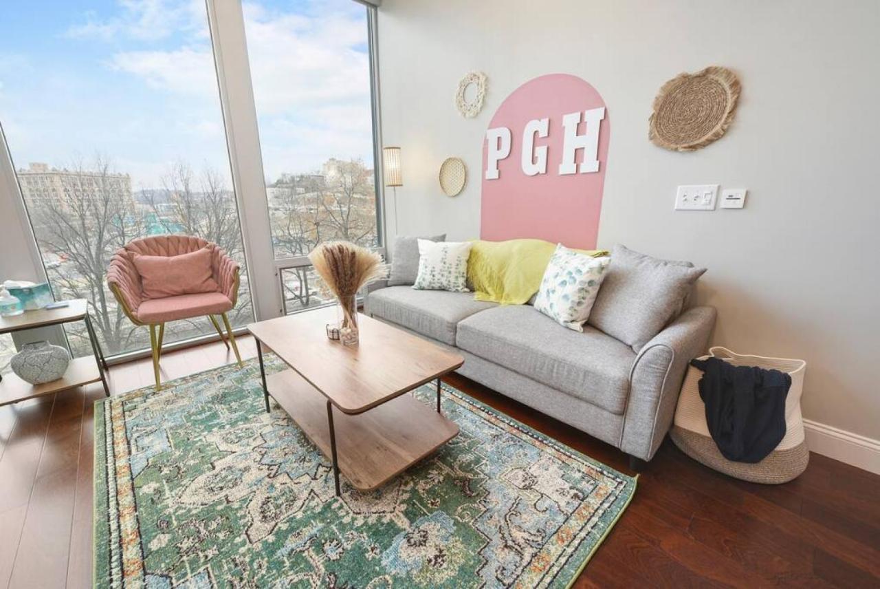 Hostwise Stays - The Washington At Chatham - Free Parking, Private Gym, Skyline Views!