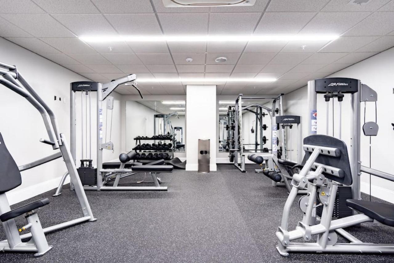 Hostwise - The Washington At Chatham - Free Garage Parking Across From Ppg Arena * Pittsburgh
