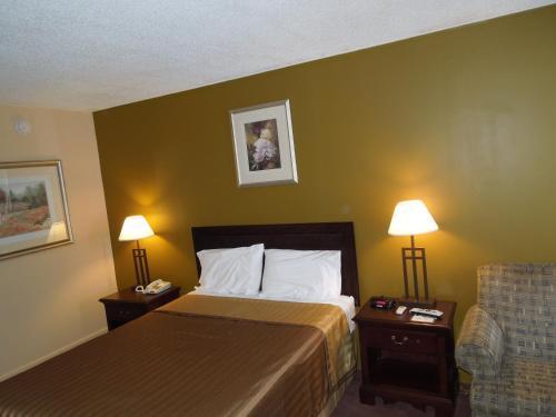 Hilltop Motel Pittsburgh