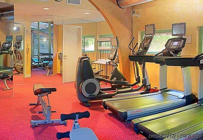 Hotel By Marriott University/medical Center 3*