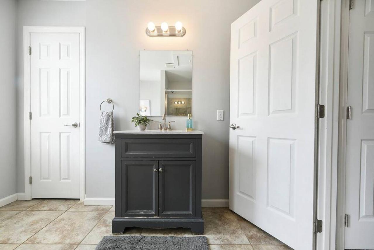 Holiday home Free Parking, Walk Everywhere, 2 Private Bathrooms Pittsburgh