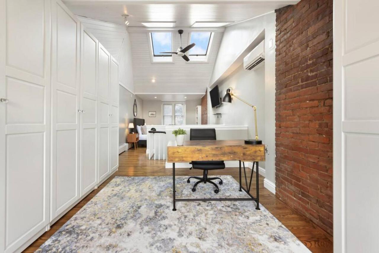 Great Balcony Views, Patio, Minutes To Stadiums *