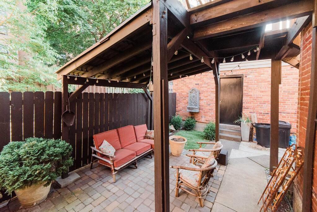 Outdoor Space - Parking - 1st Floor - Walkable Pittsburgh