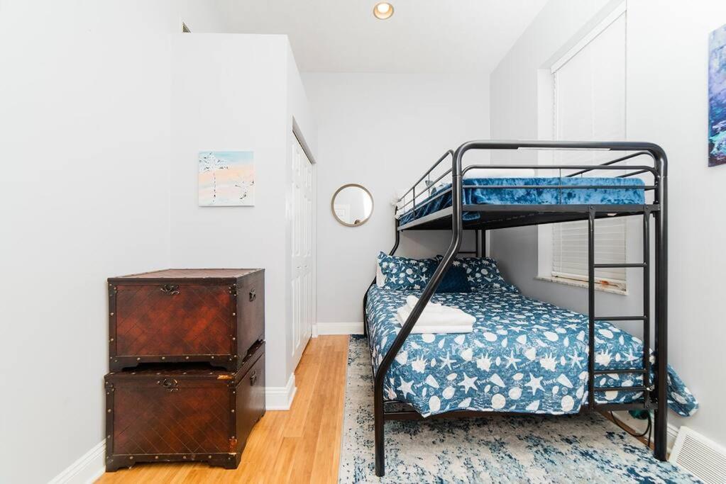 Apartment Outdoor Space - Parking - 1st Floor - Walkable *