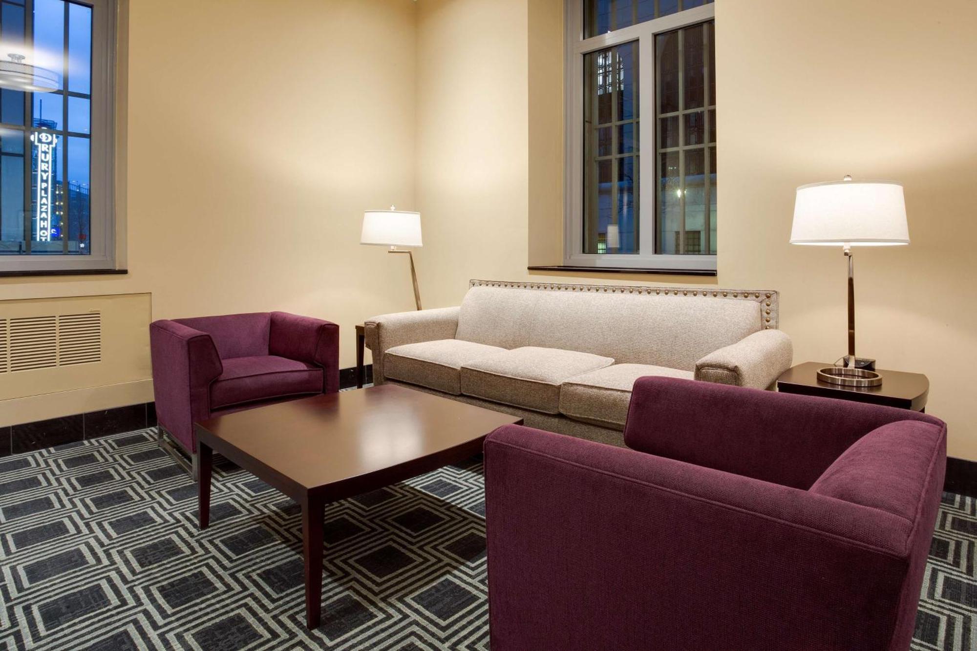 Hotel Drury Plaza Downtown 3*