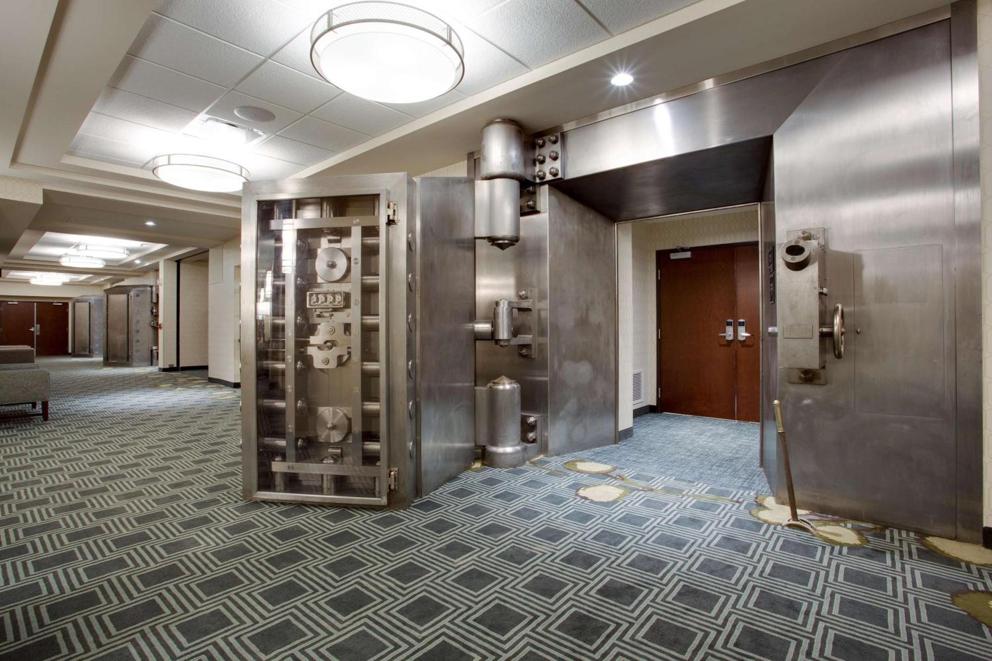 Hotel Drury Plaza Downtown