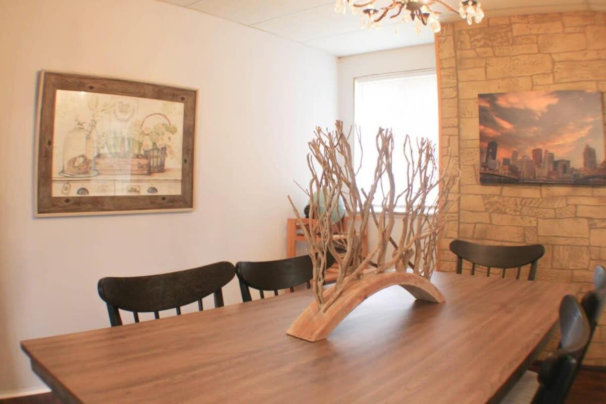 Massive 4 Bed House-short Walk To Amazing View Apartamento Pittsburgh