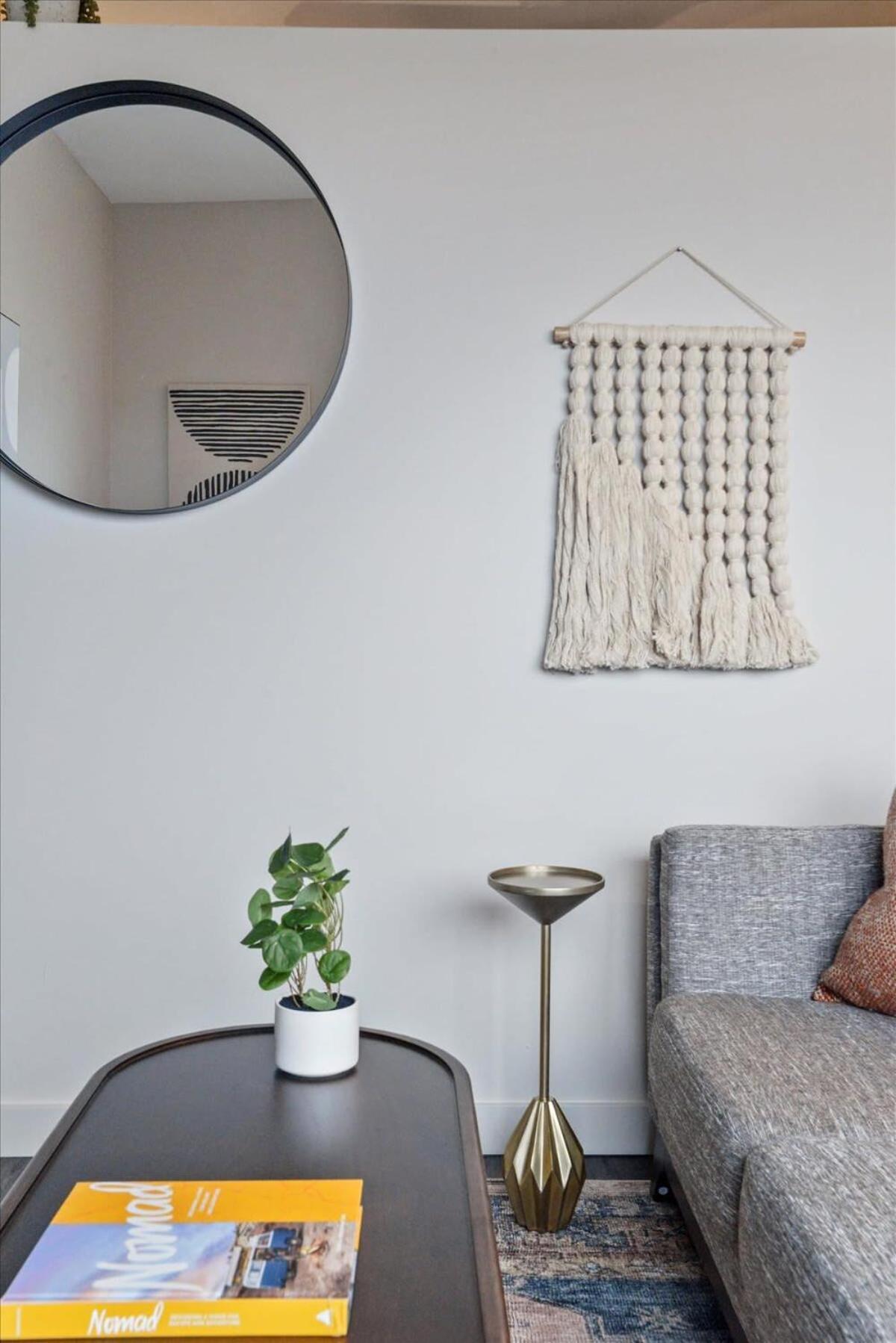 Cozysuites Roomy 1br, Lawrenceville Apartment