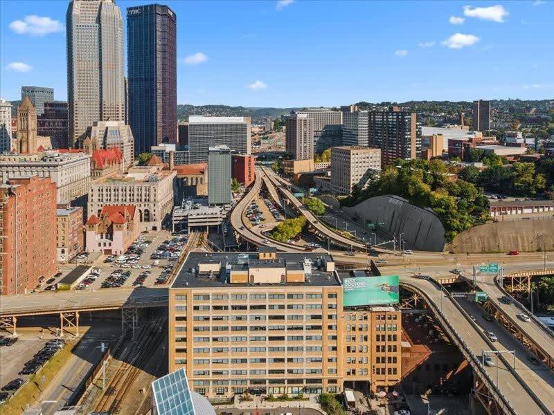 Cozysuites Trendy 2br, Downtown Apartment Pittsburgh