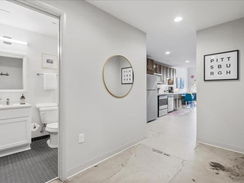 Cozysuites Modern 2br, Downtown * Pittsburgh